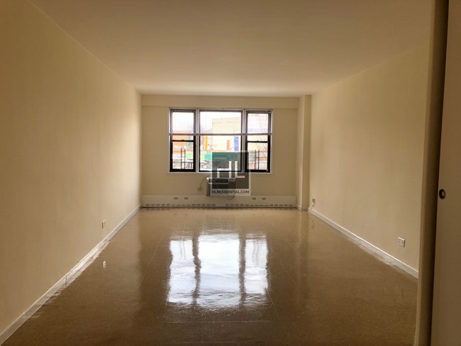 Building Photo - ONE BEDROOM APARTMENT FOR RENT IN CORONA