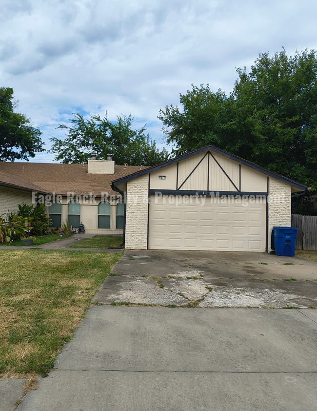 Building Photo - 4627 S 72nd E Pl