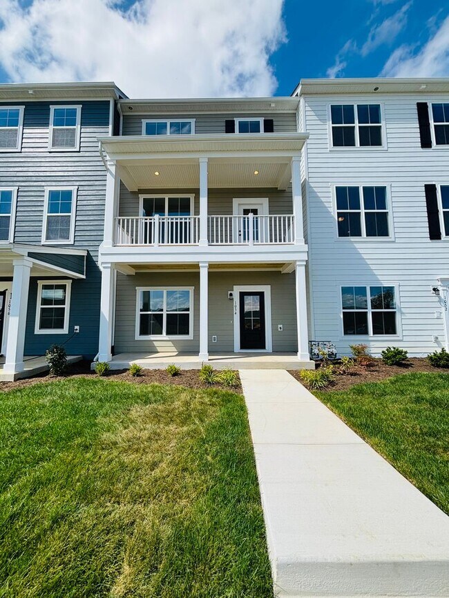 Building Photo - 1054 Balsam Ln