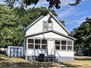 Building Photo - 1666 Smith St