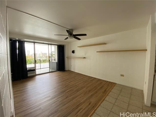 Building Photo - 1415 Victoria St