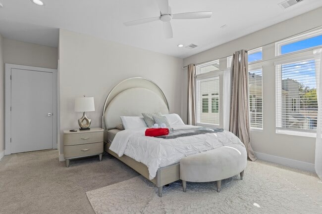 Building Photo - 851 Prosper St