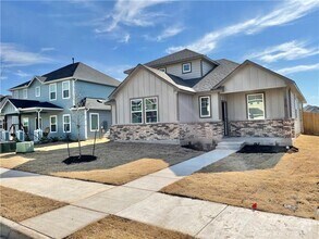 Building Photo - 210 Whisper Rill Dr