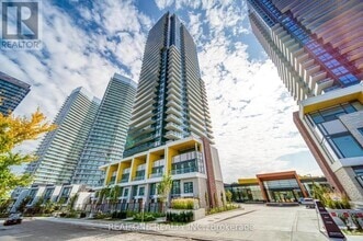 Building Photo - 95-2695 McMahon Dr