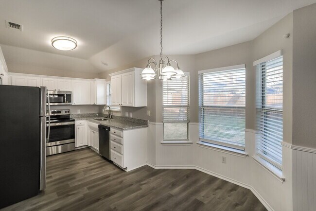 Building Photo - 7537 Arbor Park Dr