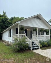 Building Photo - 575 N Bennett St