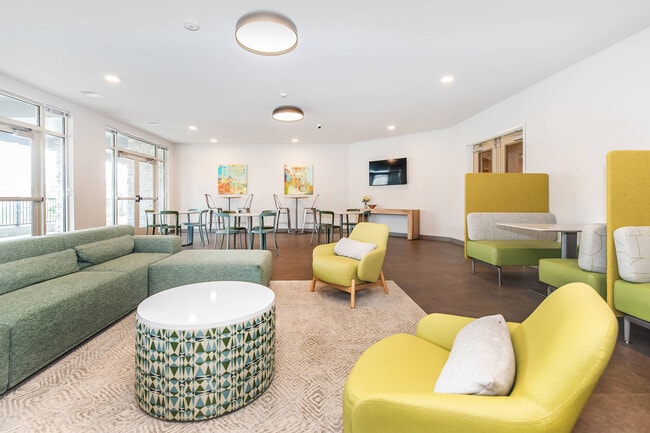 Resident Lounge - The Meadowlands