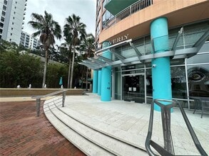 Building Photo - 322 E Central Blvd