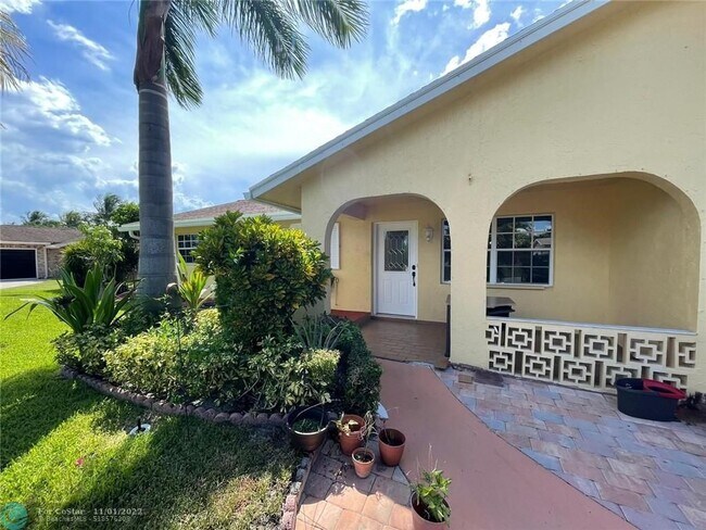 Foto del edificio - 893 Prairie Rd