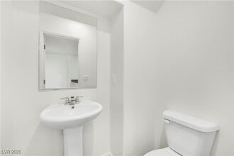 Building Photo - 1133 Scarlet Sparrow St