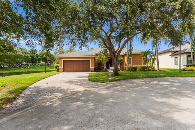 Building Photo - 10989 NW 56th Ct