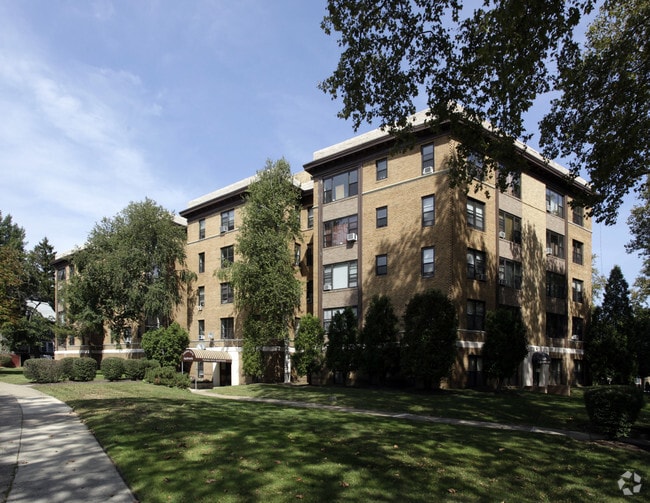 Oakwood Apartments Rentals Upper Darby, PA