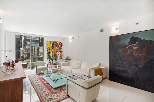 Foto del edificio - 31 SE 6th St