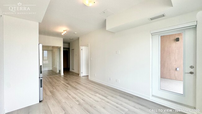 Building Photo - 612-1440 Clarriage Crt