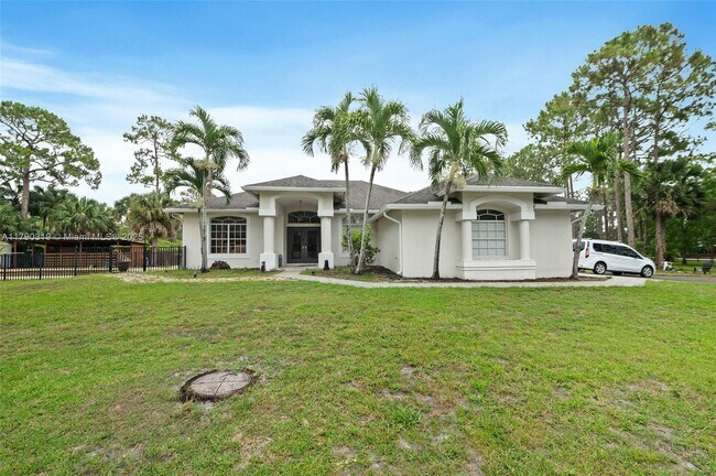 Foto del edificio - 6152 120th Ave N