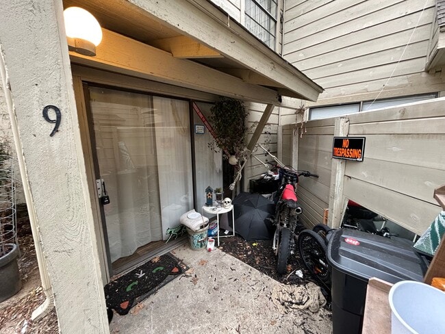 Foto del edificio - 4405 Carter Creek Pkwy