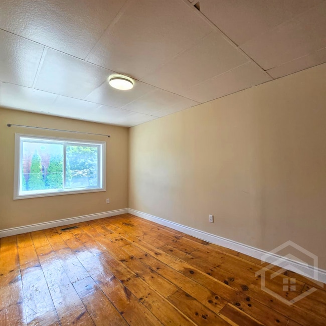 Building Photo - 1Bedroom Unit Available in Springfield!!