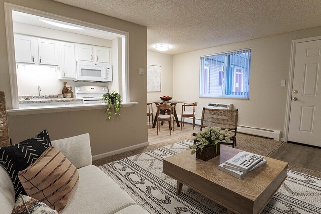 1 habitación, 1 baño (tipo A) - Sala de estar - Joliet Towers