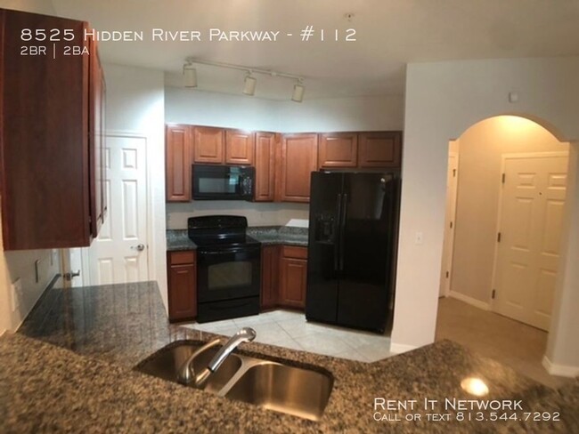 Foto del edificio - 8525 Hidden River Pkwy