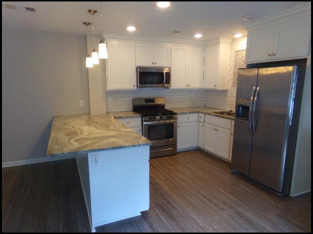 Foto del edificio - 525 S Oak St