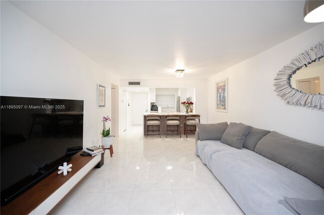 Foto del edificio - 10875 SW 112nd Ave