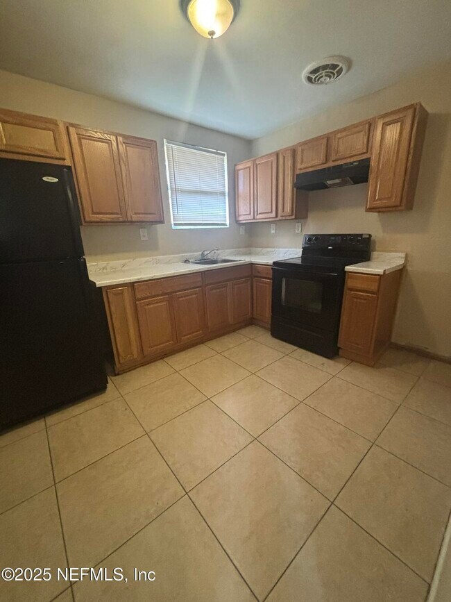 Foto del edificio - 2128 Lambert St