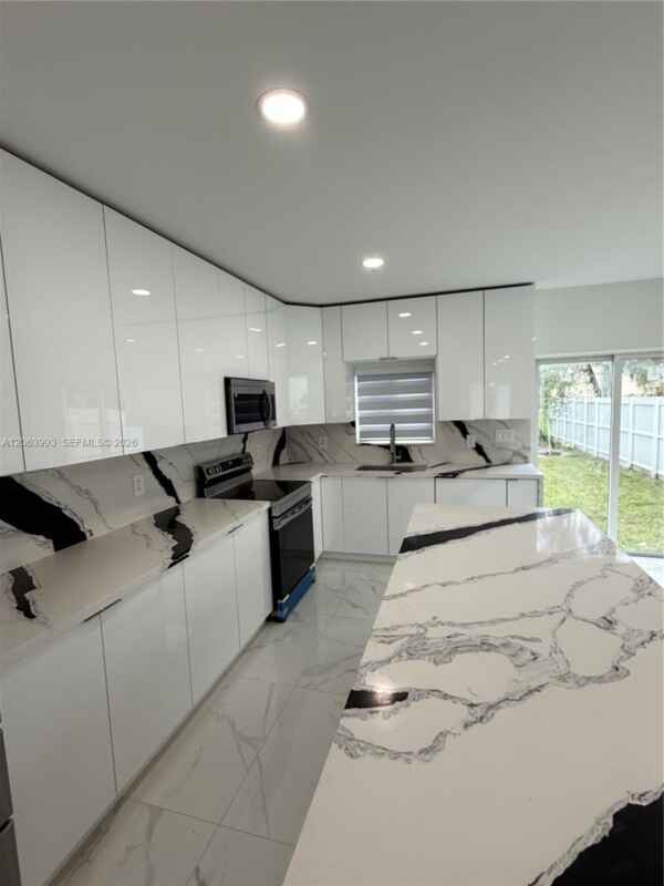 Photo - 2100 NW 102nd St # 1 MIAMI, FL 33147 House