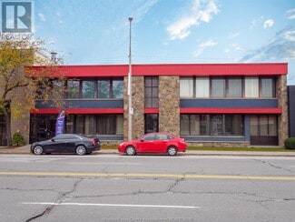Building Photo - 1060 University Ave W