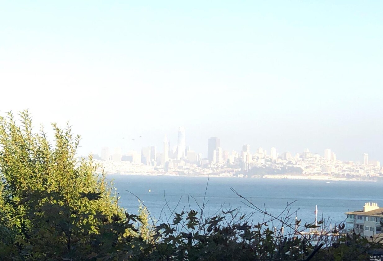 304 3rd St, Sausalito, CA 94965 Townhome Rentals in Sausalito CA