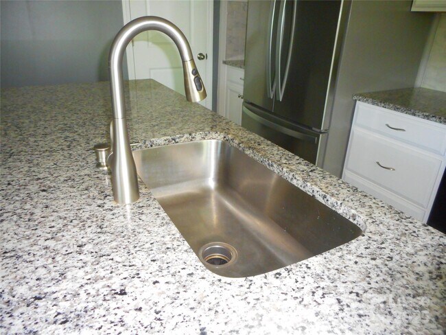 Foto del edificio - 1454 Galloway Rd