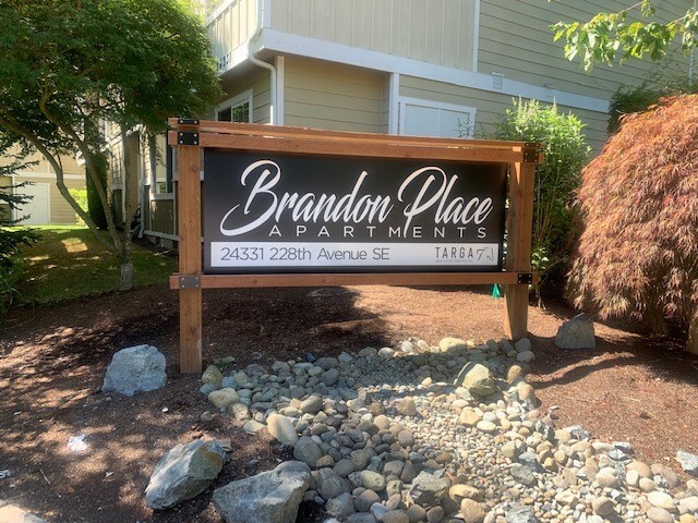 Brandon Place Apartments