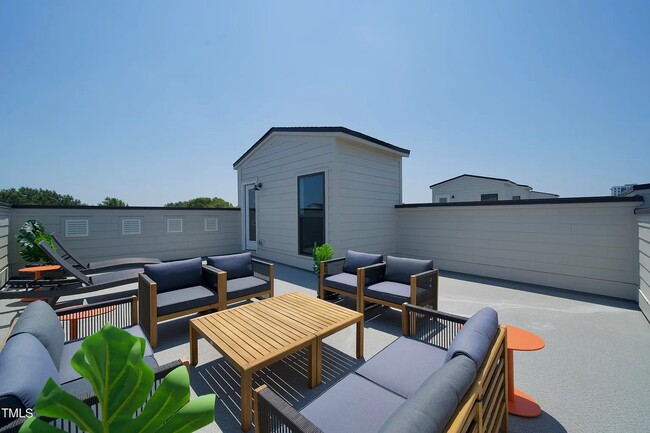 Building Photo - 108 Ailey Brook Way