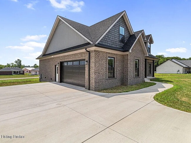 Building Photo - 208 Wendover Ct