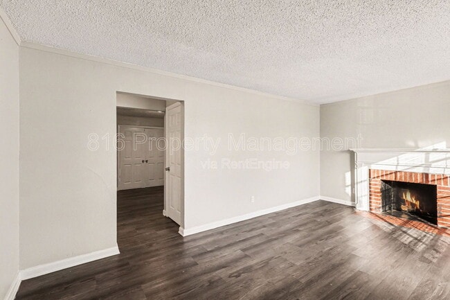 Foto del edificio - 6230 Agnes Ave