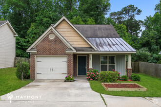 Building Photo - 1480 Collins Dr