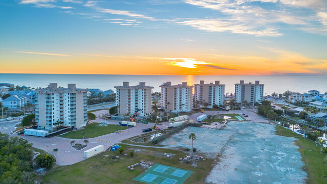 Foto del edificio - 5700 Bonita Beach Rd SW
