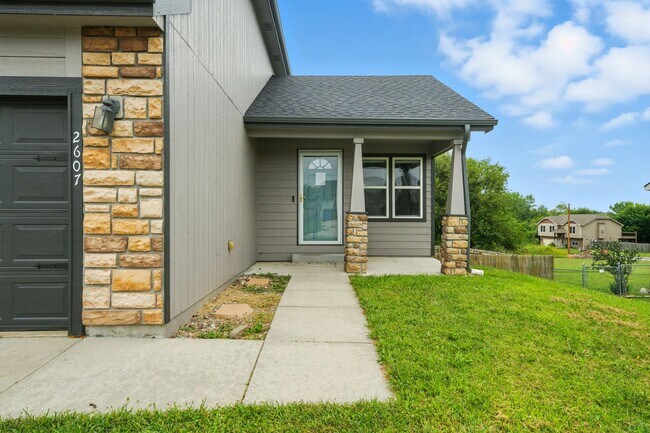 Foto del edificio - Beautiful Single Family Home, Sutter Woods...