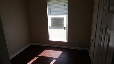 Building Photo - 7733 Dorsett Dr