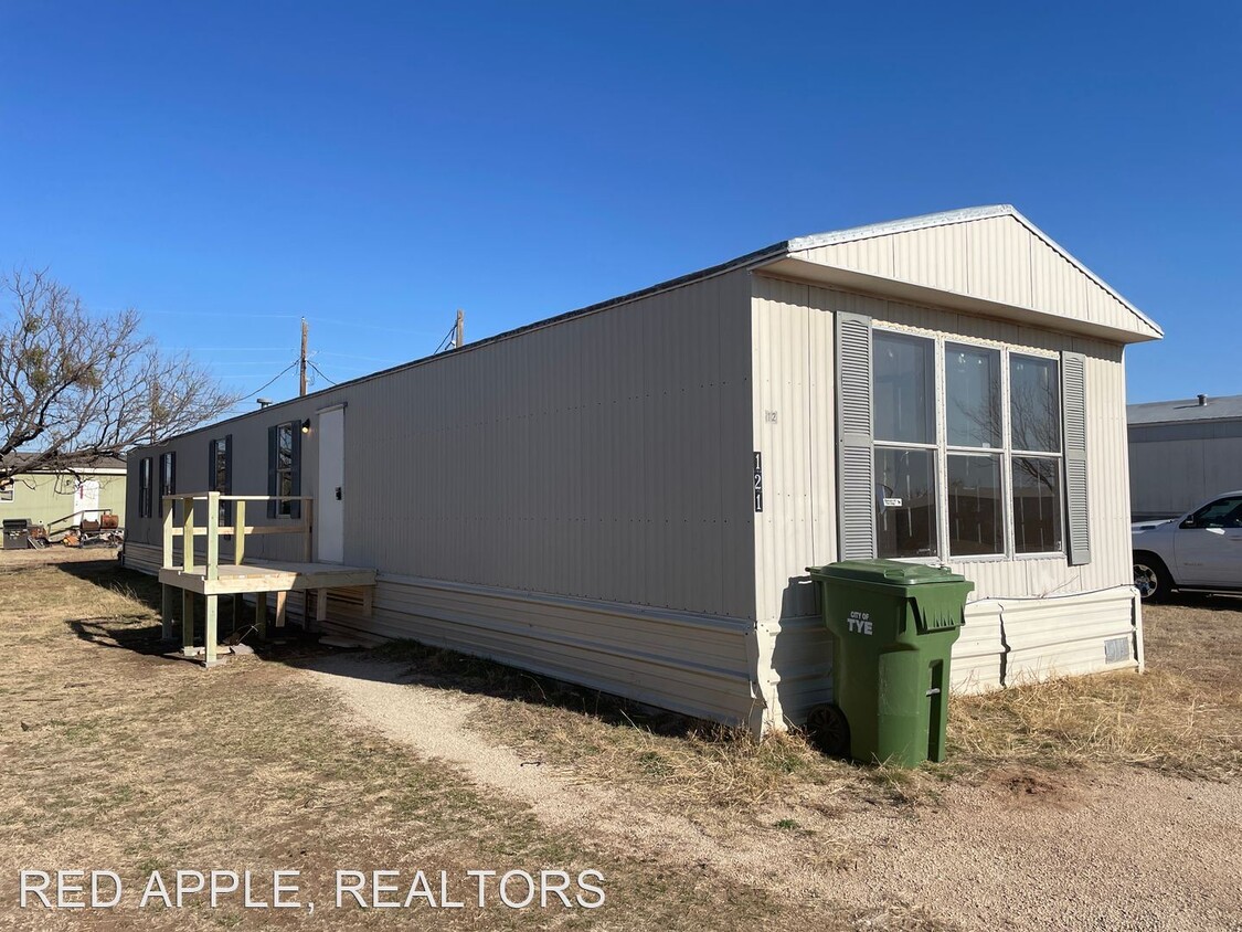 Primary Photo - 3 br, 2 bath House - 121 Metro