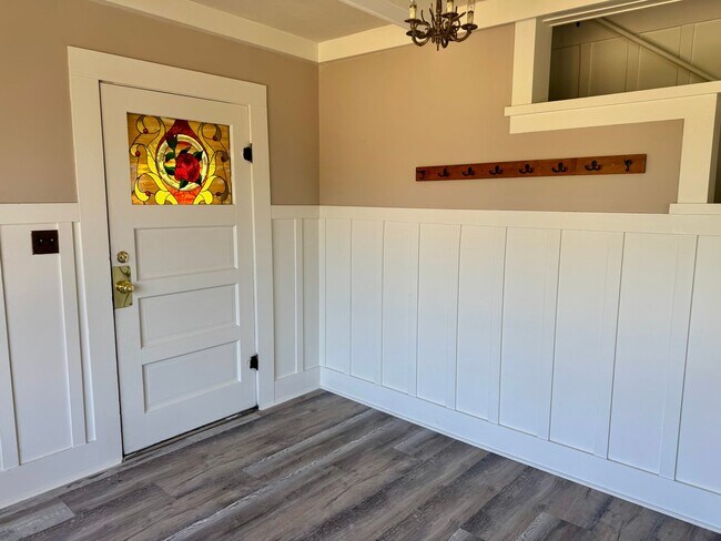 Foto del edificio - Charming Craftsman in Bandon Heights | 3 Bed / 2 Bath | Ocean & River Views