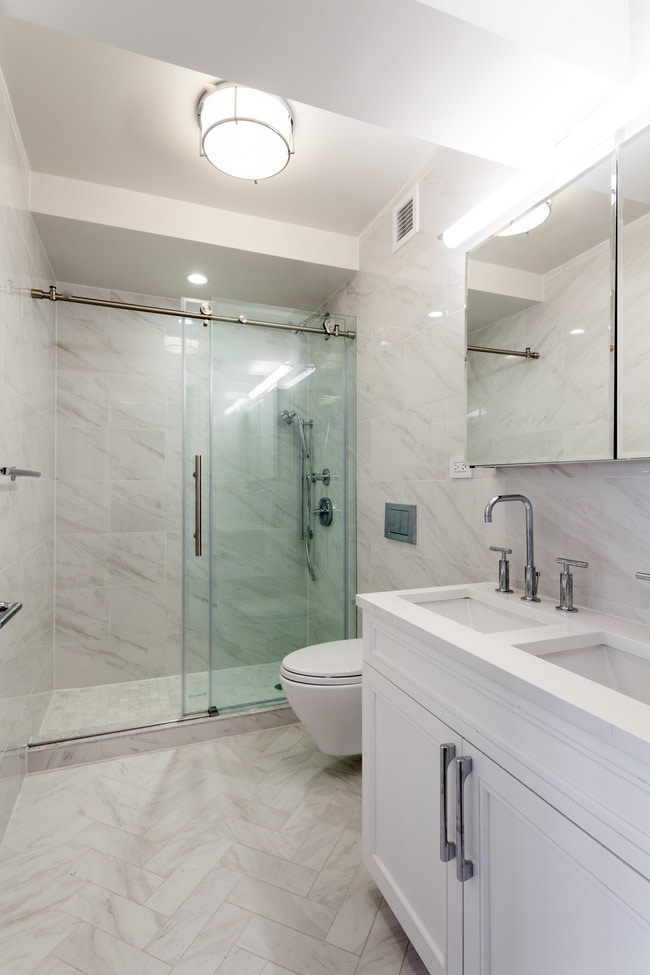 Interior Photo - Lexington Towers