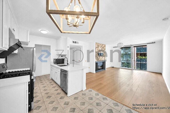 Foto del edificio - 421 La Fayette Park Pl