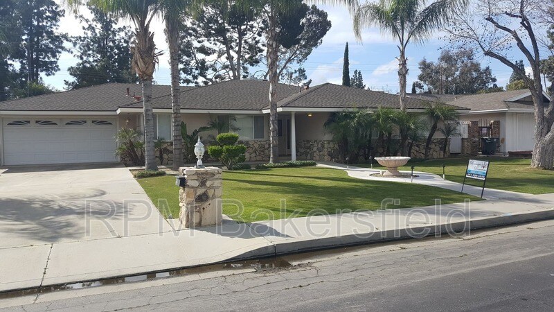Primary Photo - 501 Starmount Ln