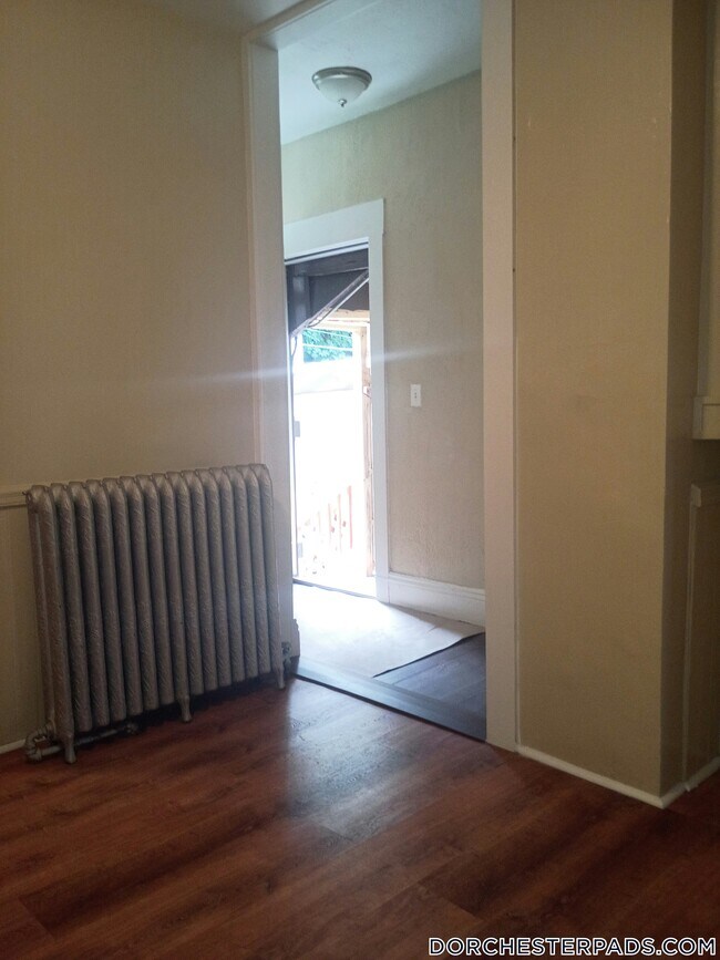 Foto del edificio - 30 Wenonah St