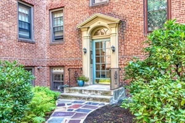 Primary Photo - 12 Ware St