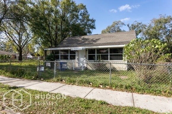 Foto del edificio - NOW AVAILABLE! - 702 N W 1St Ave, Mulberry...