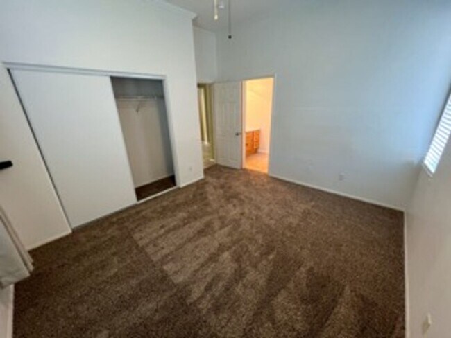 Foto del edificio - Stunning 2 bedroom Single-Story Home on Me...