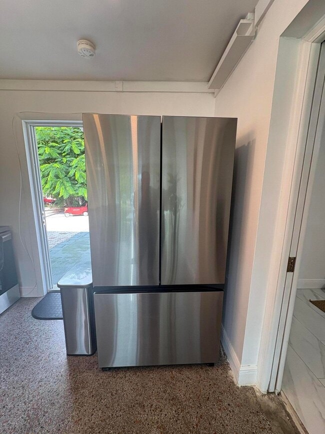 Foto del edificio - 2711 NE 11th Terrace