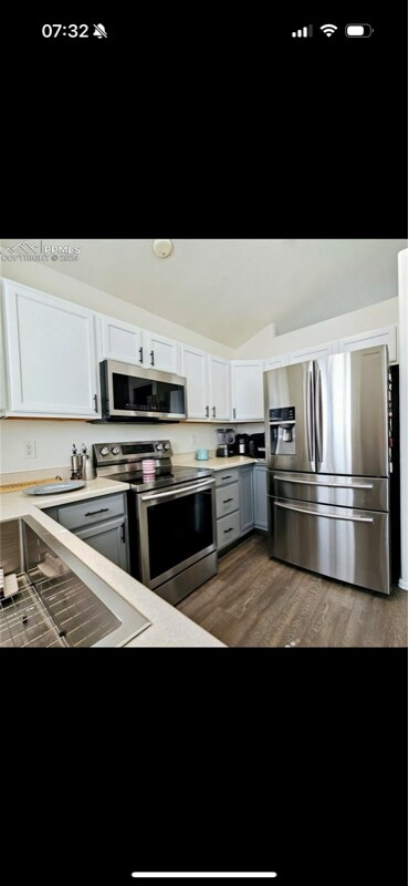 Foto del edificio - 4569 Tetman Ln