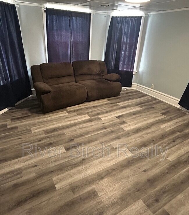 Foto del edificio - 417 E Cook St